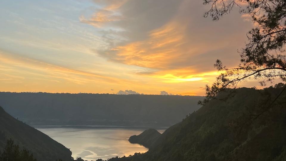 4D3N MEDAN - DANAU TOBA - BERASTAGI - Image - 10720